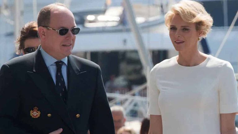 Charlène de retour son cadeau inestimable à Albert de Monaco II