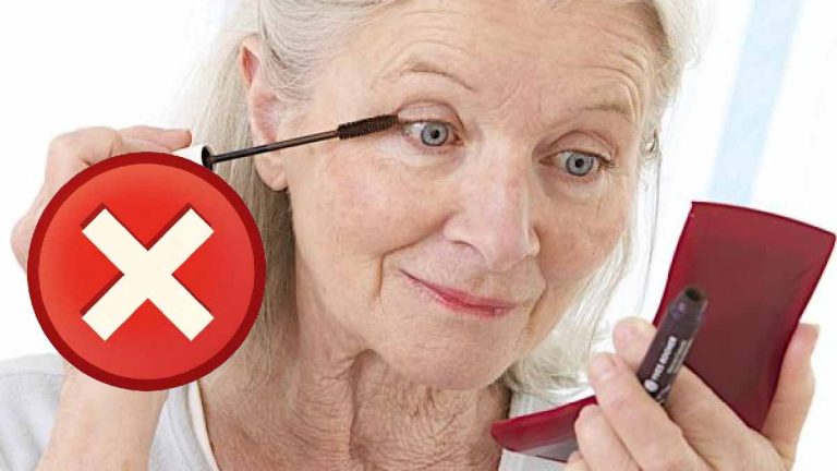 Maquillage des yeux, les erreurs à bannir après 50 ans